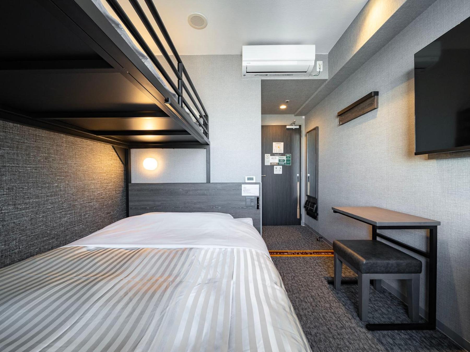 Super Hotel JR Ikebukuro Nishiguchi Tokyo Bagian luar foto